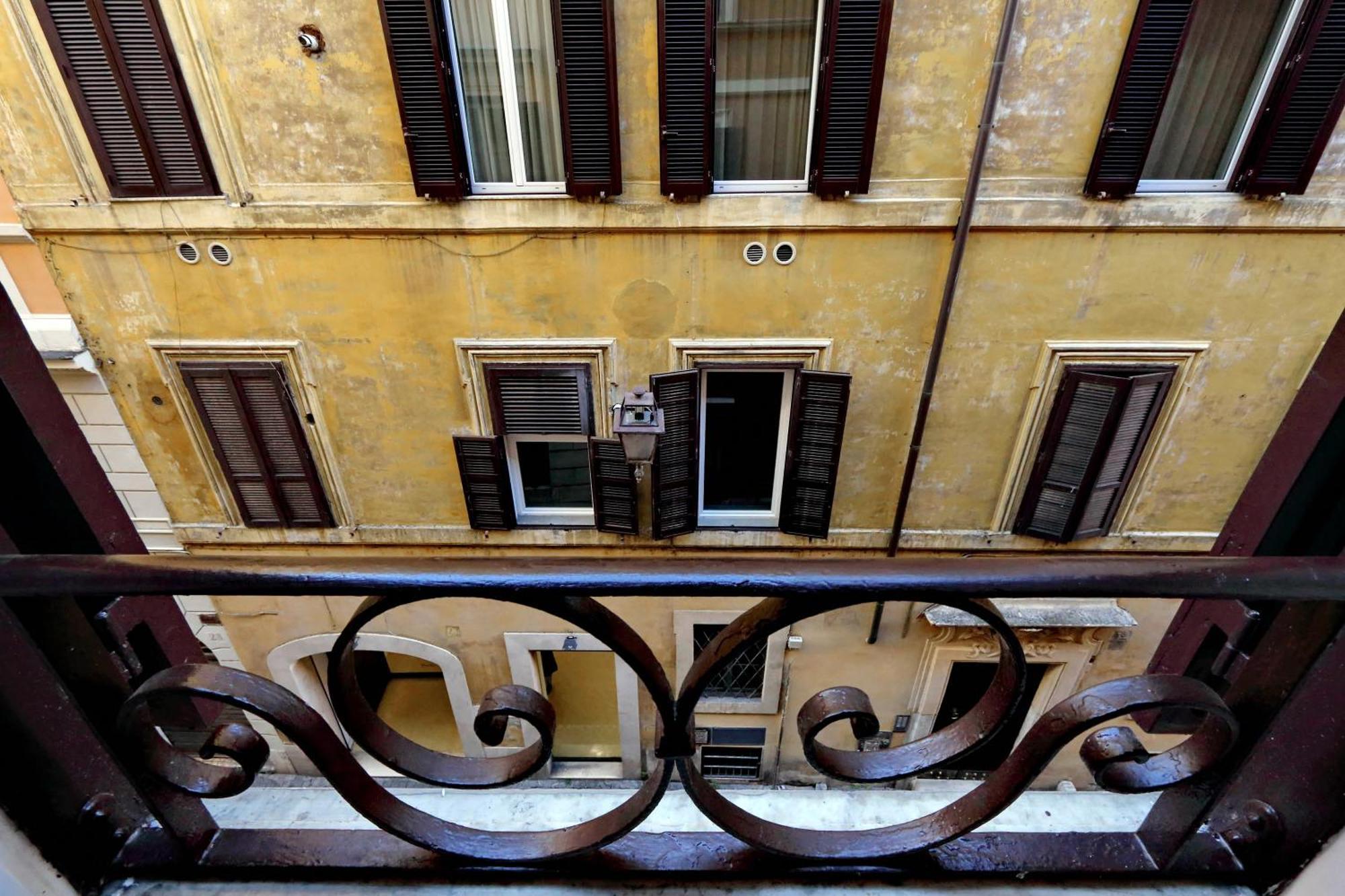 Luxury Charme Between Pantheon And Spanish Steps 로마 외부 사진